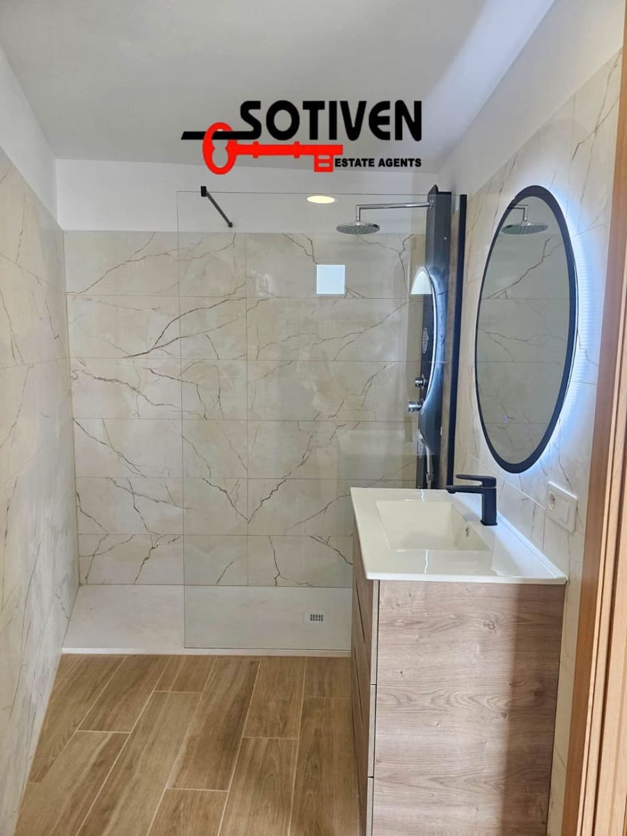 5 soveværelse Villa til salg i Guargacho med garage - € 820.000 (Ref: 8982719)