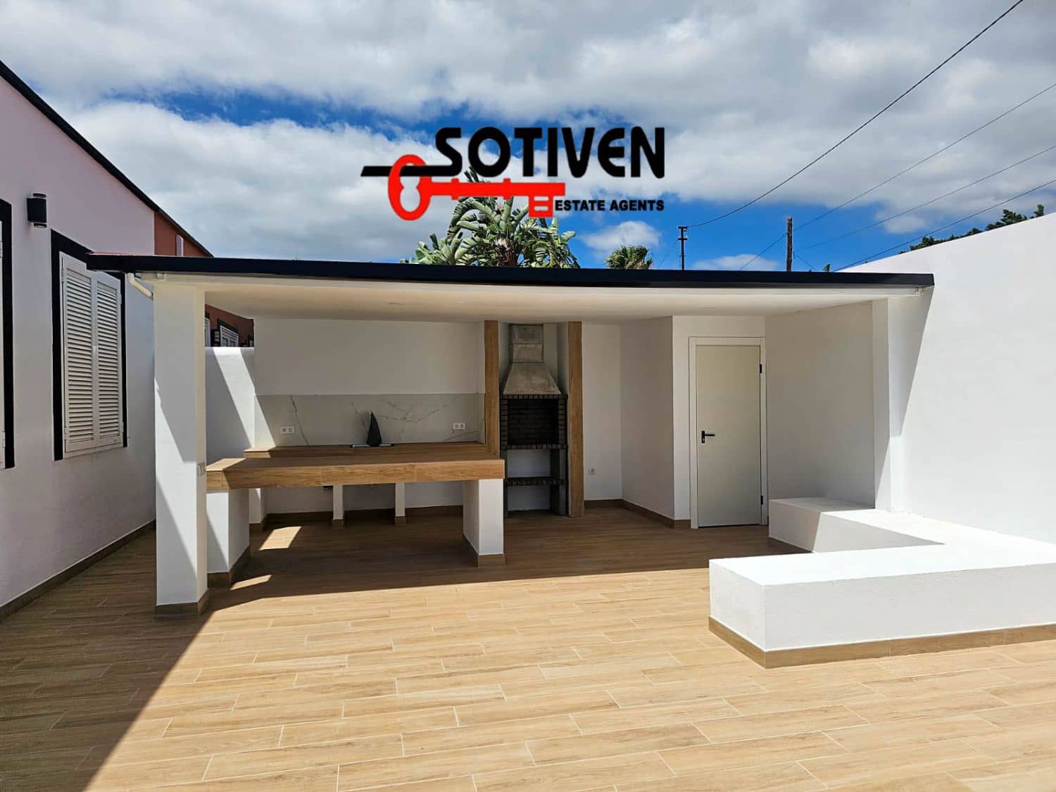 5 soveværelse Villa til salg i Guargacho med garage - € 820.000 (Ref: 8982719)