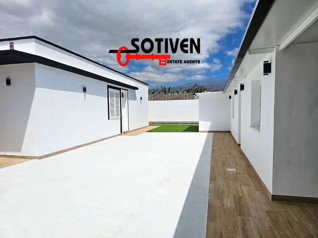 5 soveværelse Villa til salg i Guargacho med garage - € 820.000 (Ref: 8982719)