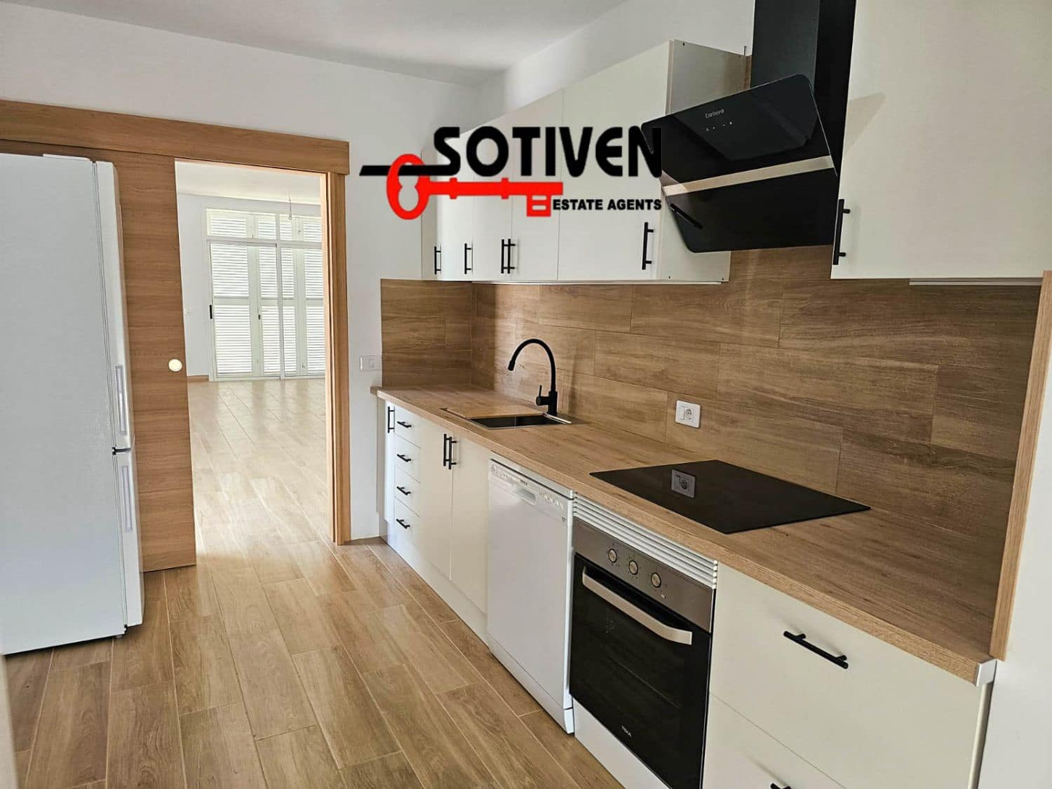 5 soveværelse Villa til salg i Guargacho med garage - € 820.000 (Ref: 8982719)