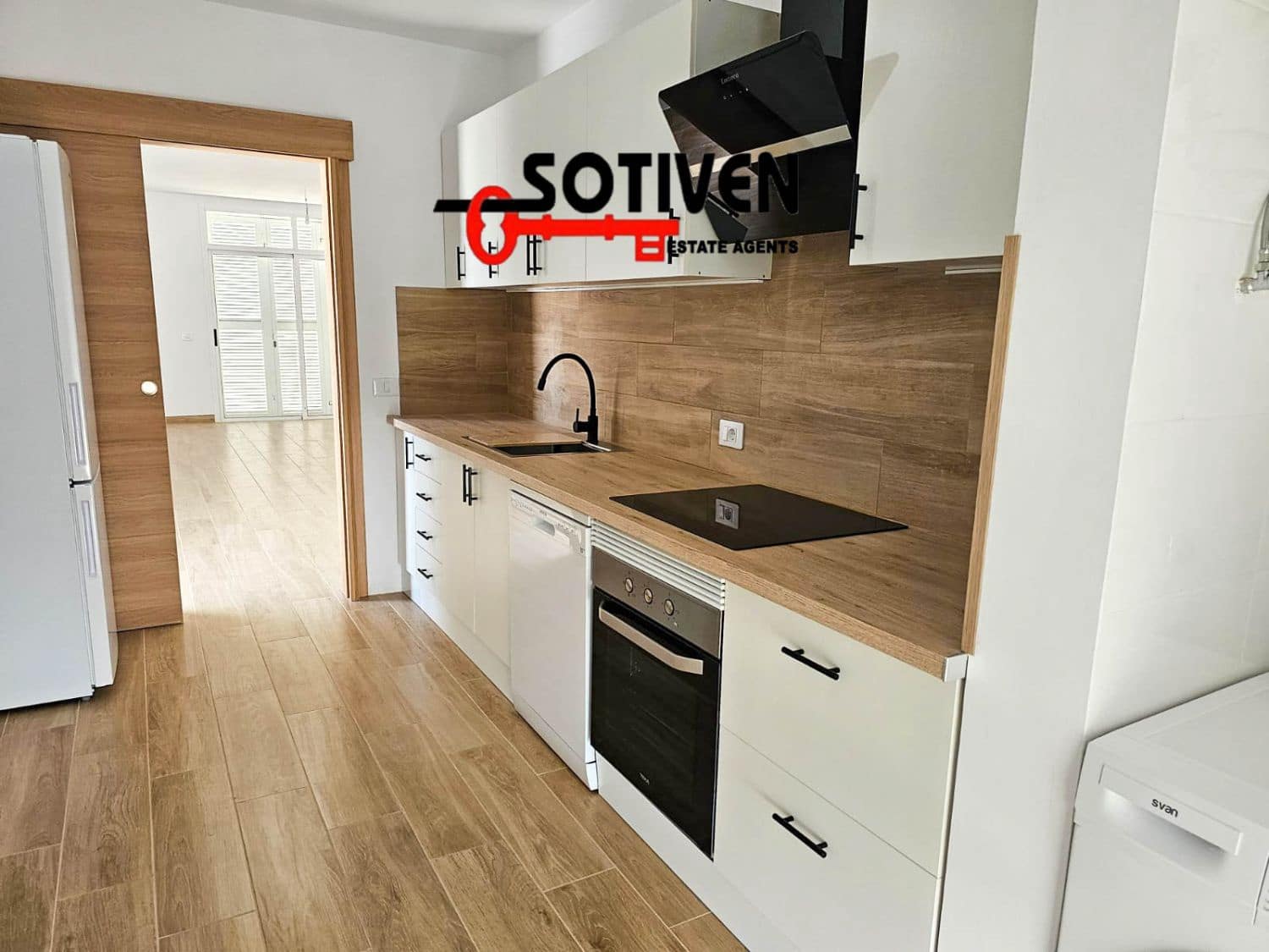 5 soveværelse Villa til salg i Guargacho med garage - € 820.000 (Ref: 8982719)