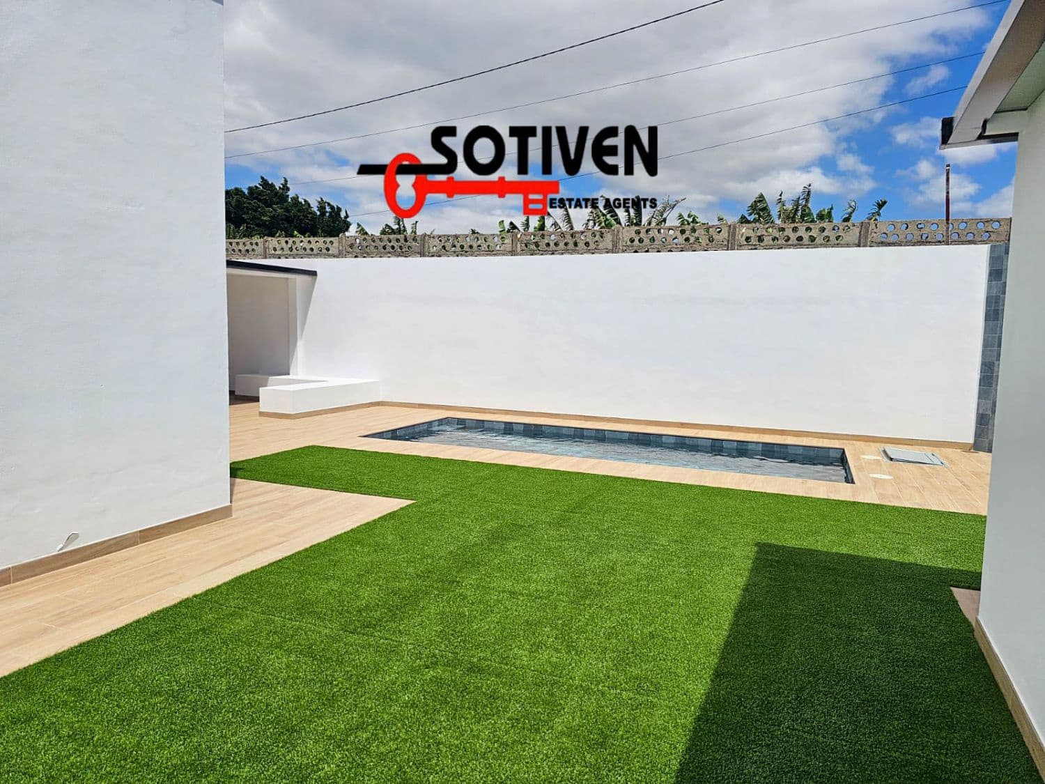 5 soveværelse Villa til salg i Guargacho med garage - € 820.000 (Ref: 8982719)