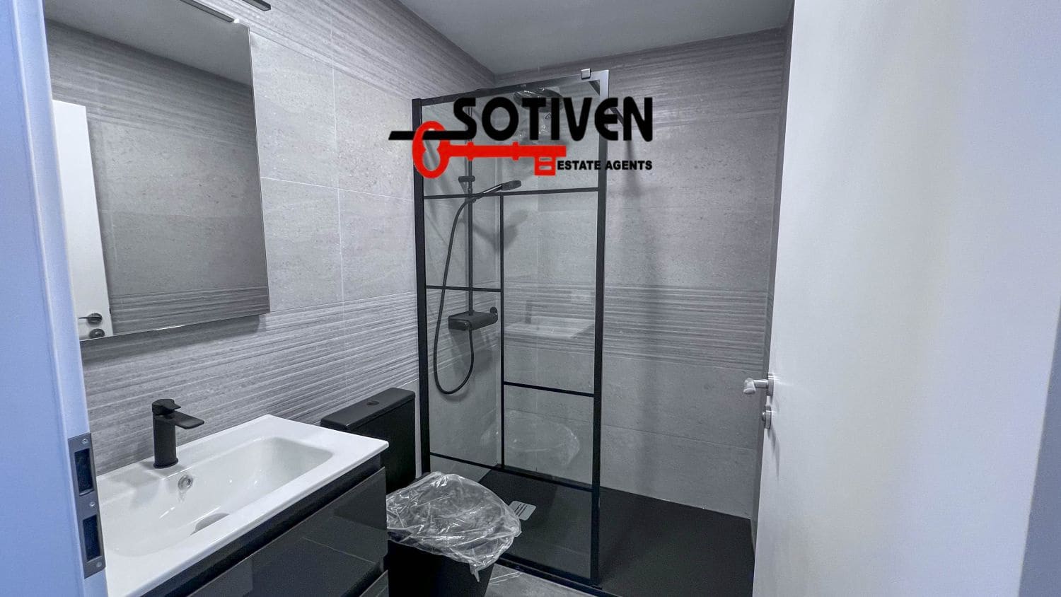 3 quarto Moradia em Banda para venda em Playa San Juan com garagem - 509 500 € (Ref: 9040496)