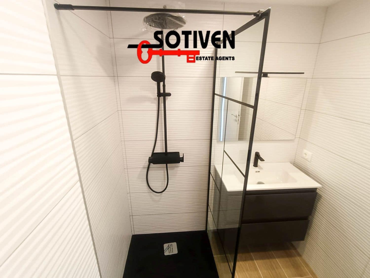 3 quarto Moradia em Banda para venda em Playa San Juan com garagem - 509 500 € (Ref: 9040496)