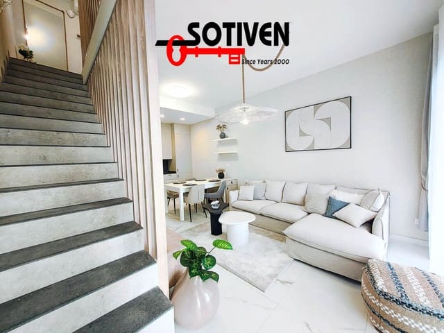 3 chambre Villa/Maison Mitoyenne à vendre à Playa San Juan, Guía de Isora avec garage - 509 500 € (Ref: 9040496)