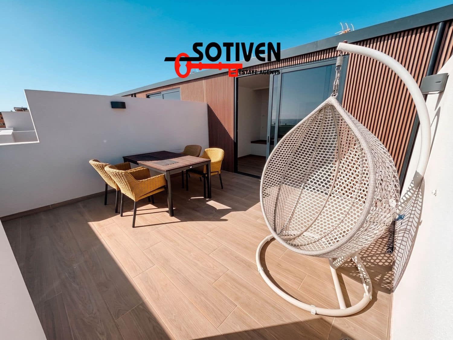 3 sovrum Radhus till salu i Playa San Juan med garage - 509 500 € (Ref: 9040496)
