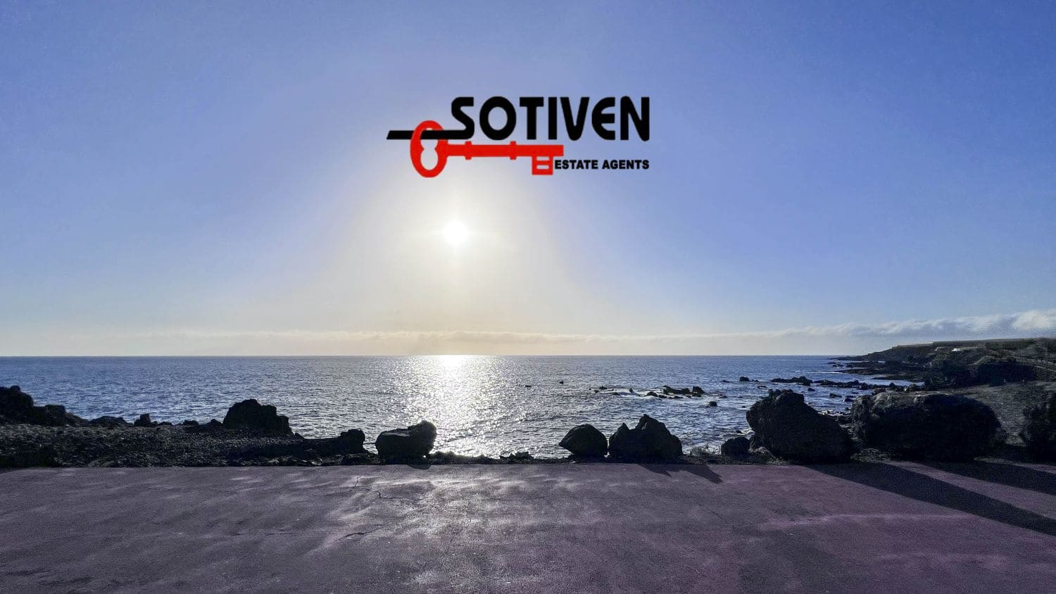 3 makuuhuone Rivitalo myytävänä paikassa Playa San Juan mukana 
autotalli - 576 000 € (Ref: 9040499)