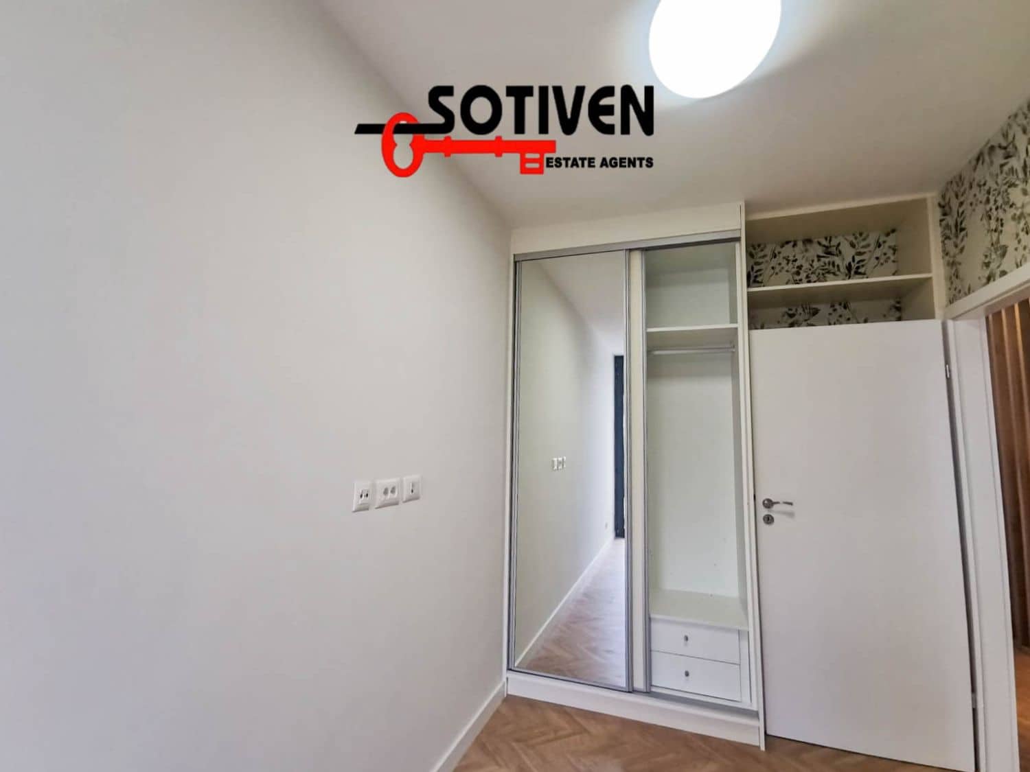 3 soveværelse Rækkehus til salg i Playa San Juan med garage - € 455.000 (Ref: 9040499)