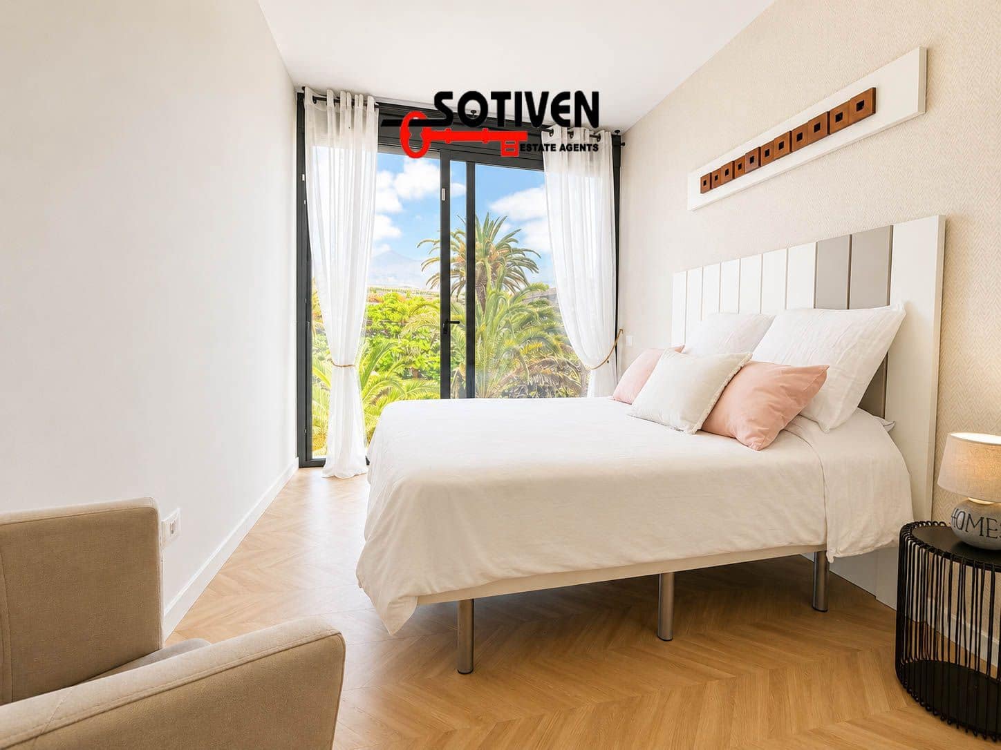 3 soverom Rekkehus til salgs i Playa San Juan med garasje - € 399 500 (Ref: 9040499)