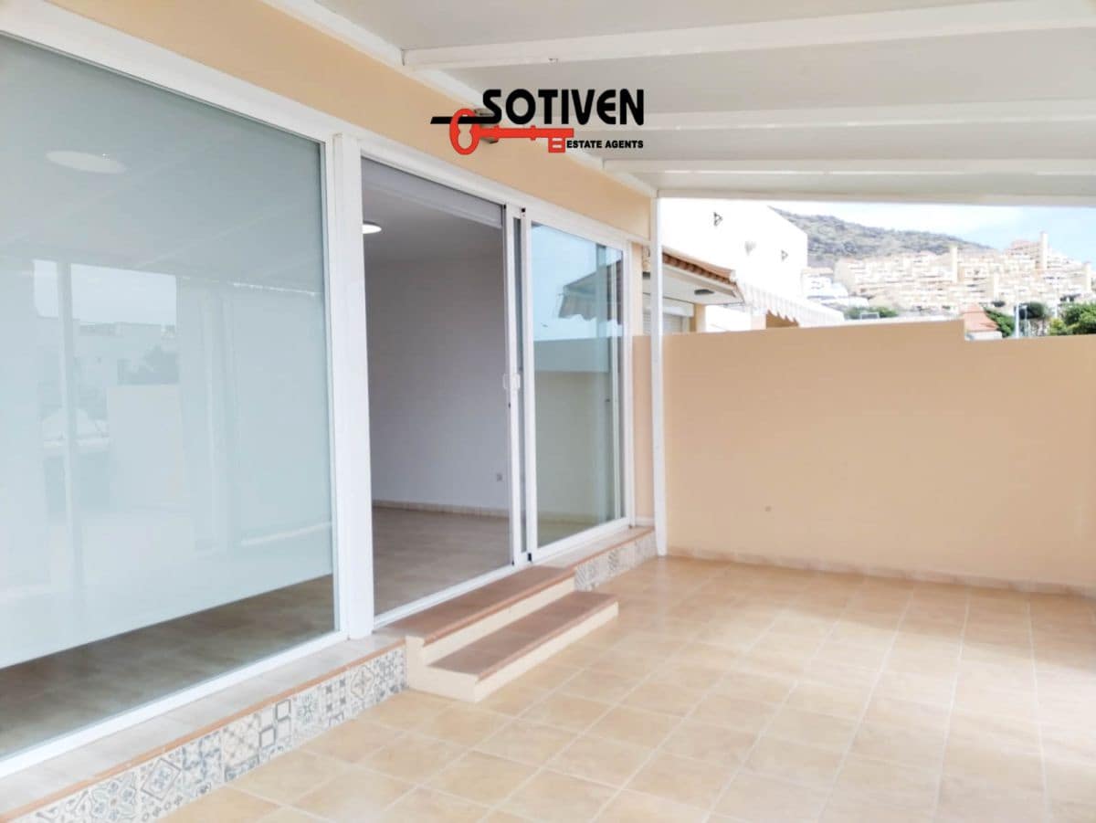 3 sovrum Hus att hyra i El Madronal med garage - 2 900 € (Ref: 9042610)
