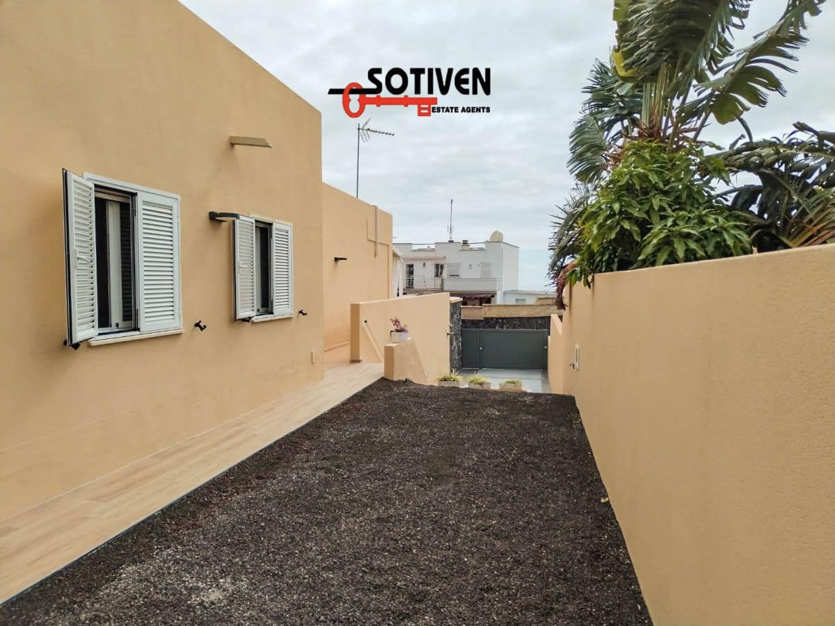 3 sovrum Hus att hyra i El Madronal med garage - 2 900 € (Ref: 9042610)
