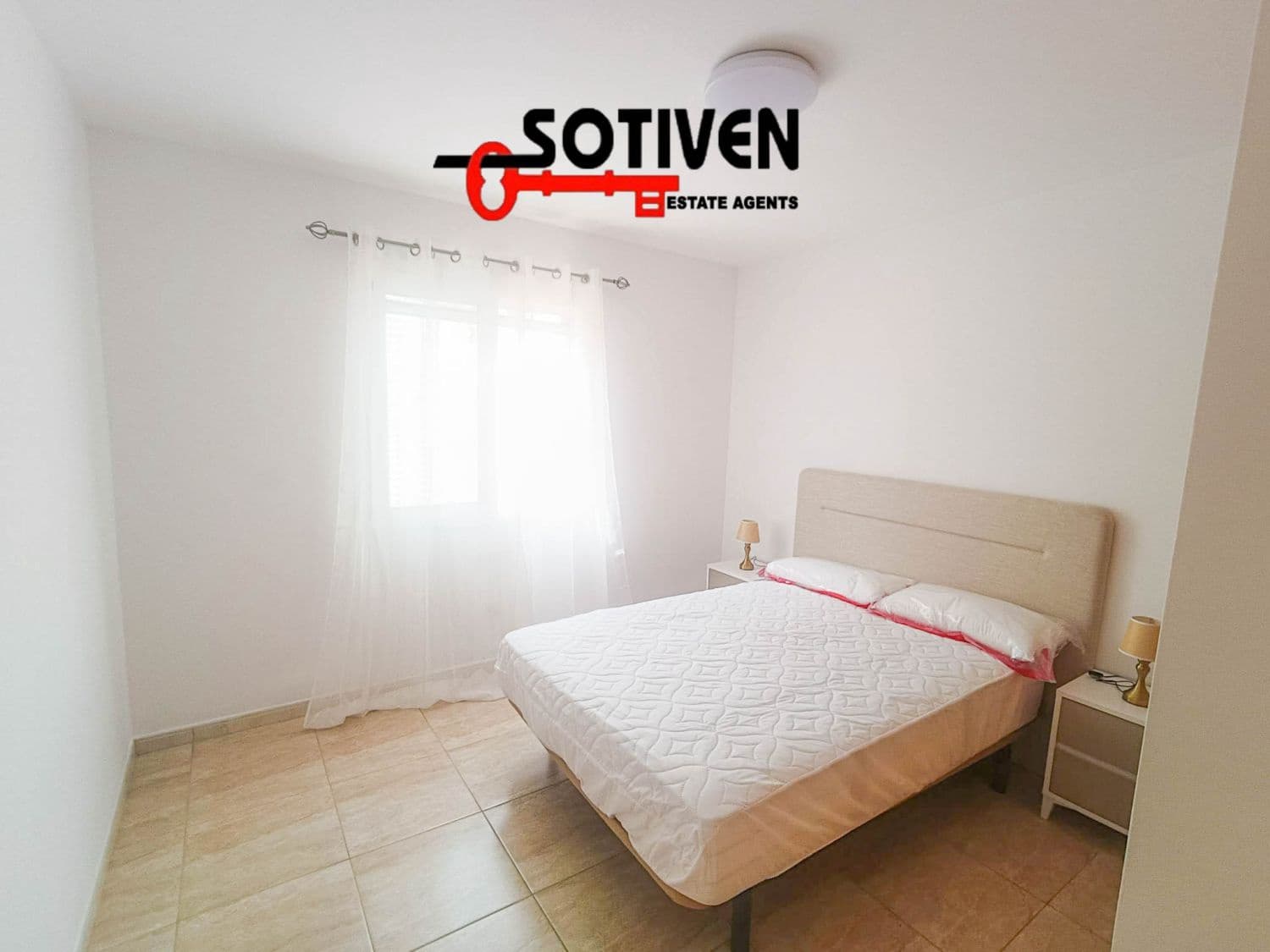 3 sovrum Hus att hyra i El Madronal med garage - 2 900 € (Ref: 9042610)