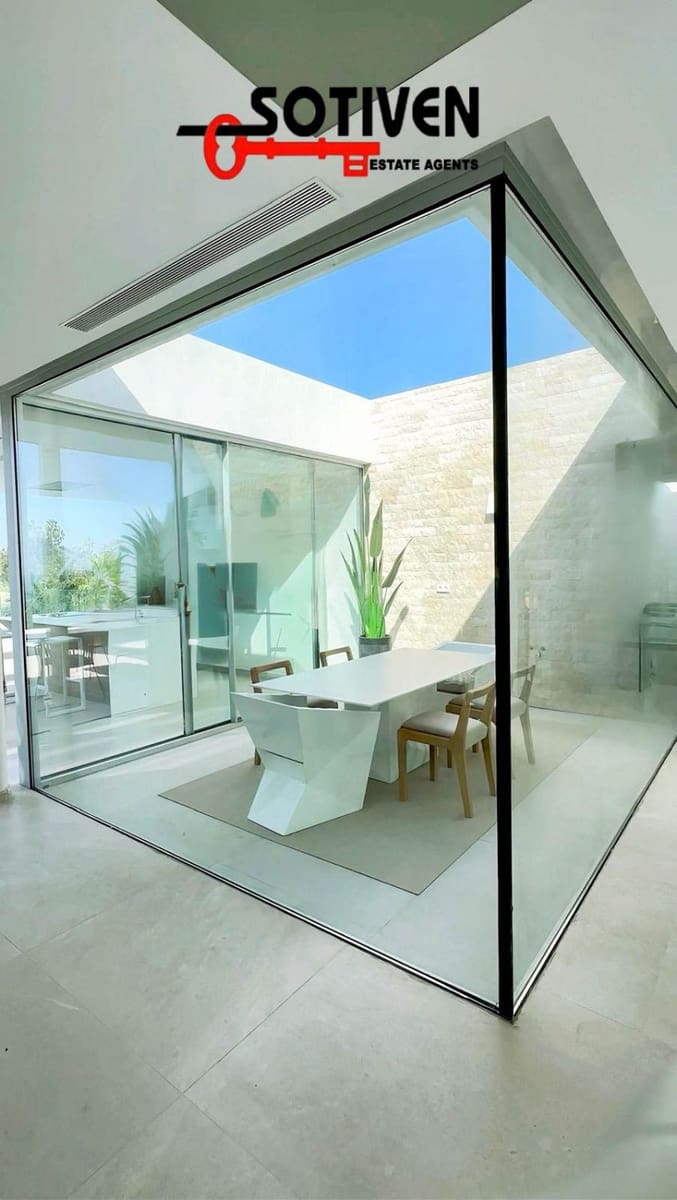 4 soveværelse Villa til salg i Costa Adeje - € 2.700.000 (Ref: 9119080)