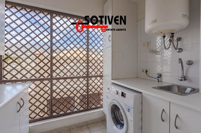 2 bedroom Apartment for rent in Costa Adeje, Adeje with garage - € 3,000 (Ref: 9128670)