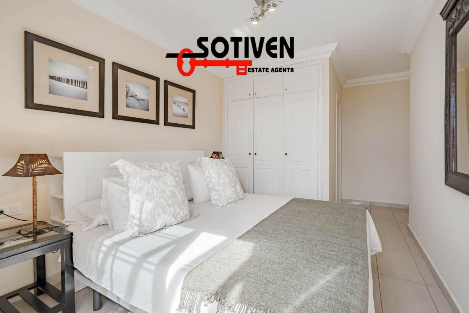 2 bedroom Apartment for rent in Costa Adeje with garage - € 3,000 (Ref: 9128670)