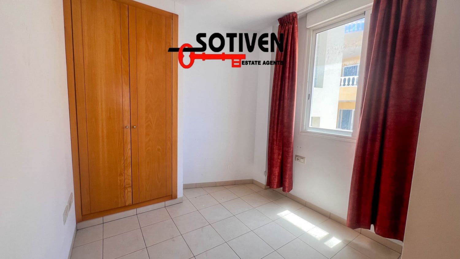 2 slaapkamer Appartement te koop in Playa de la Arena met garage - € 270.500 (Ref: 9132683)