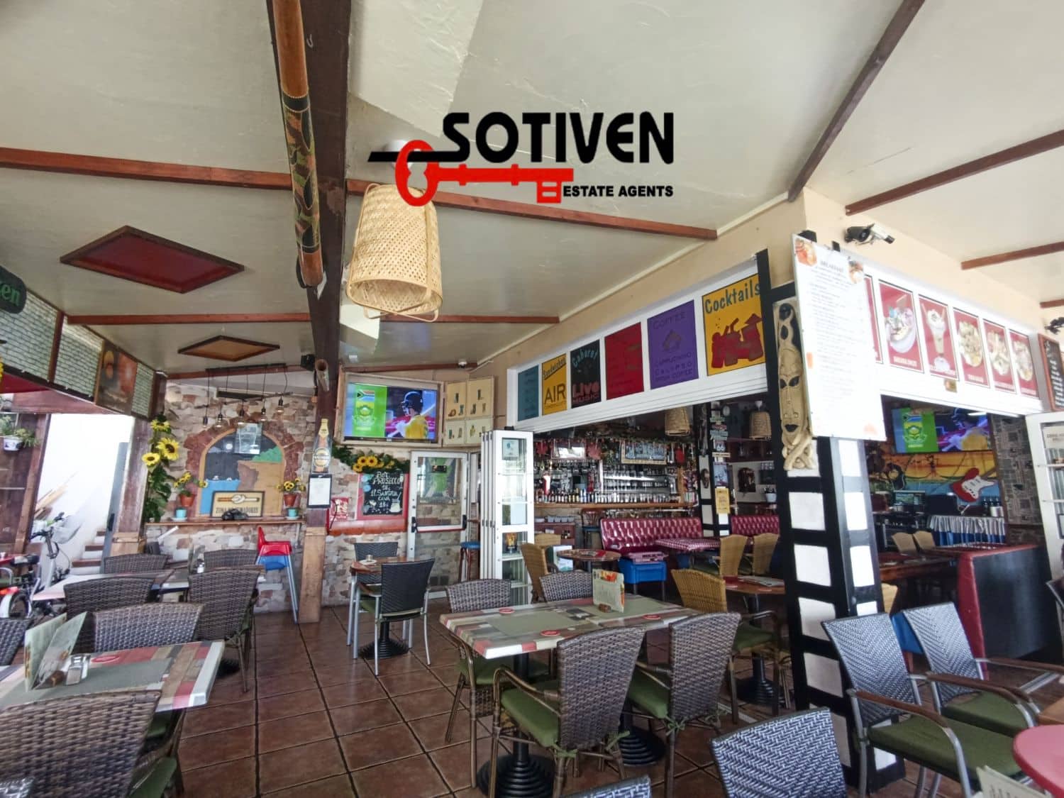 Commercial for sale in Costa Adeje - € 240,000 (Ref: 9152695)