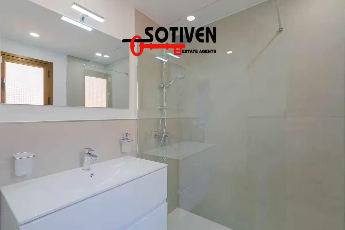 4 soverom Rekkehus til salgs i Fanabe med garasje - € 490 000 (Ref: 9159949)