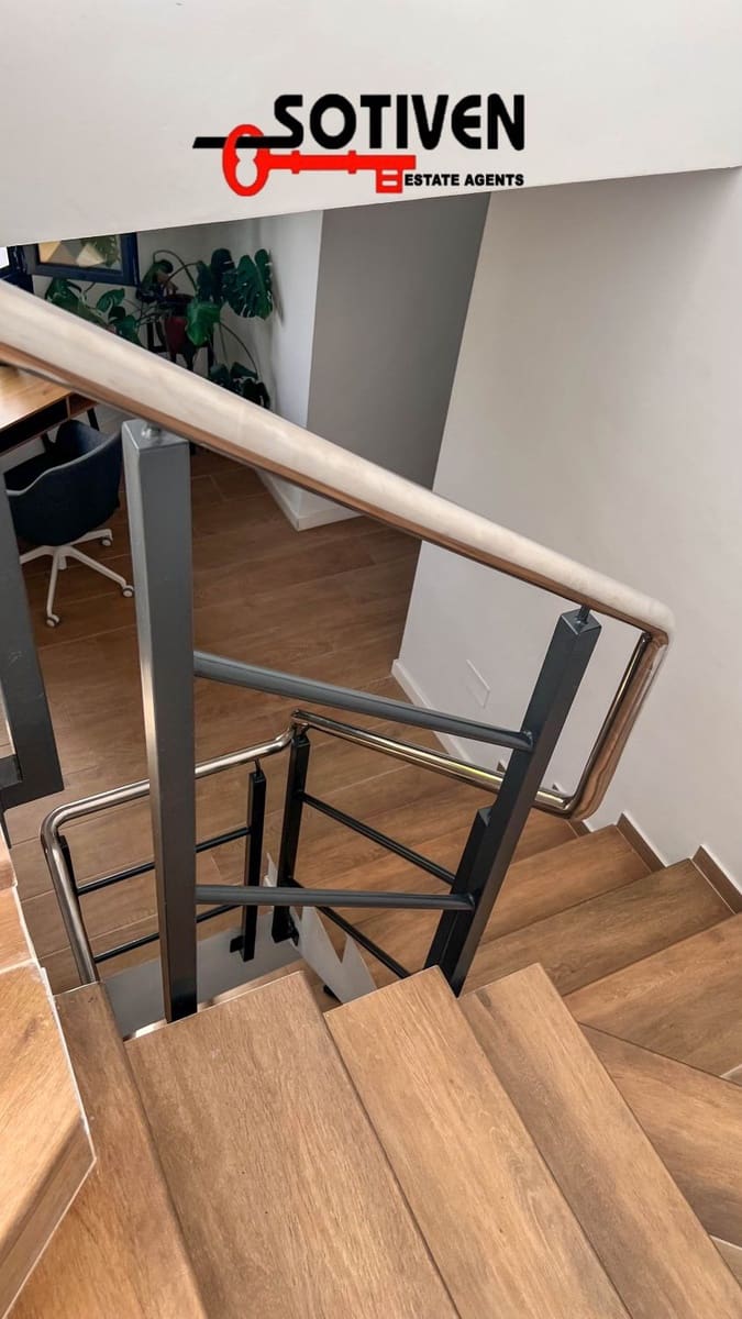 3 bedroom Terraced Villa for sale in Alcala with garage - € 375,000 (Ref: 9255489)