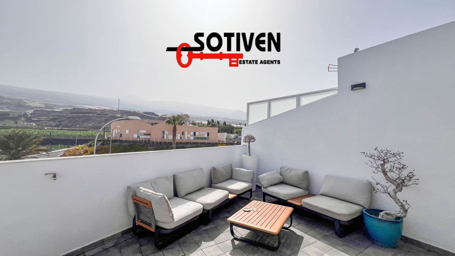 3 bedroom Terraced Villa for sale in Alcala with garage - € 375,000 (Ref: 9255489)