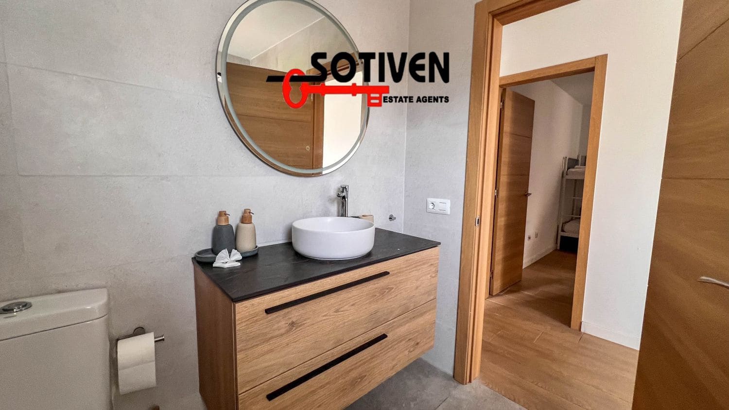 3 bedroom Terraced Villa for sale in Alcala with garage - € 375,000 (Ref: 9255489)