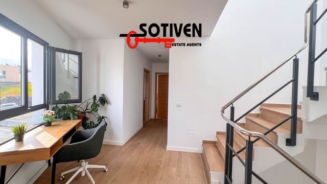 3 bedroom Terraced Villa for sale in Alcala, Guía de Isora with garage - € 375,000 (Ref: 9255489)