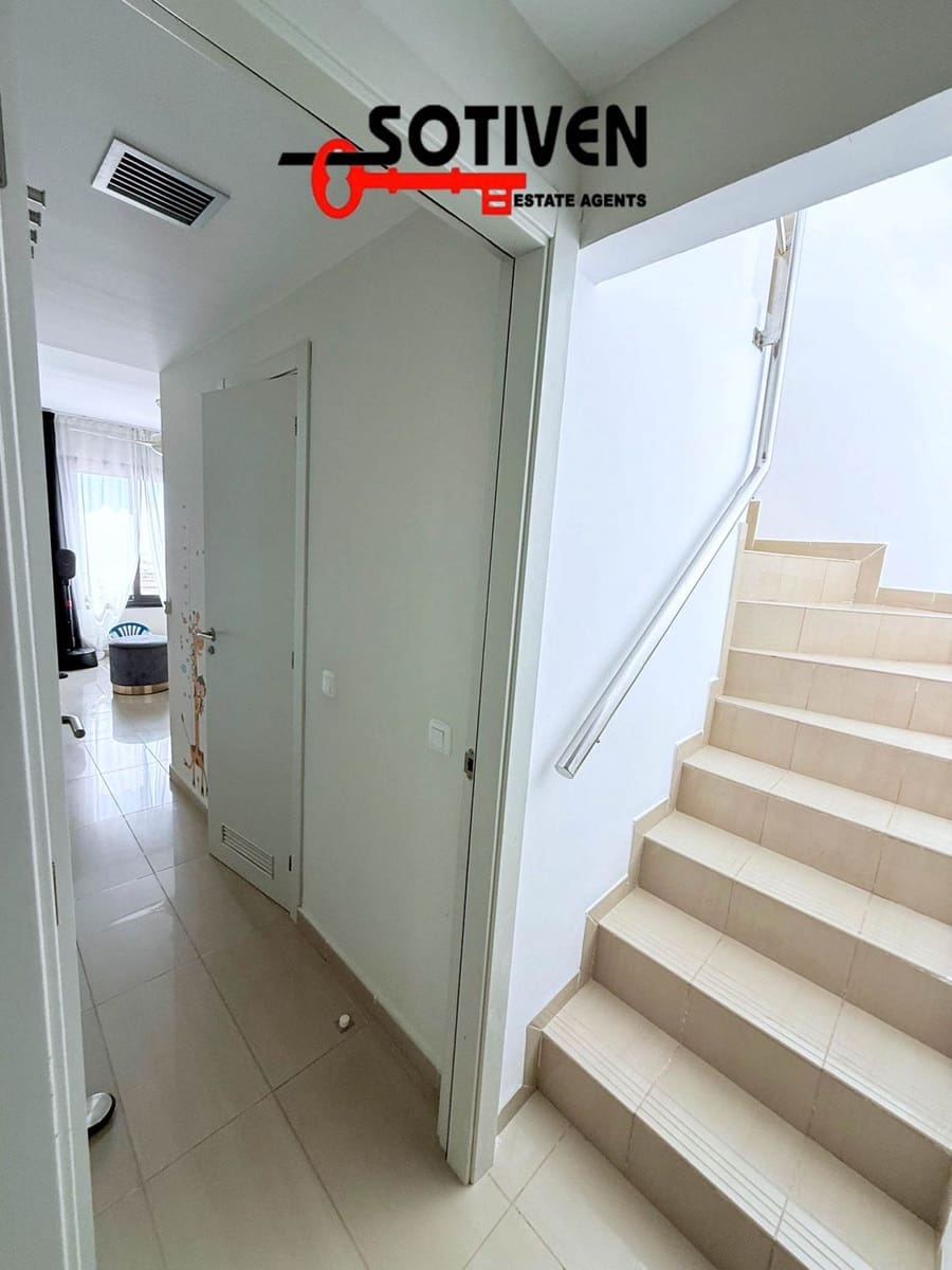 3 soveværelse Penthouse til salg i El Madronal med garage - € 599.000 (Ref: 9285675)