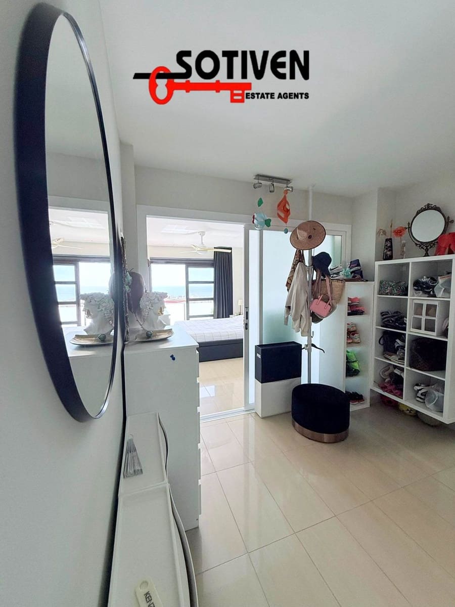 3 soveværelse Penthouse til salg i El Madronal med garage - € 599.000 (Ref: 9285675)