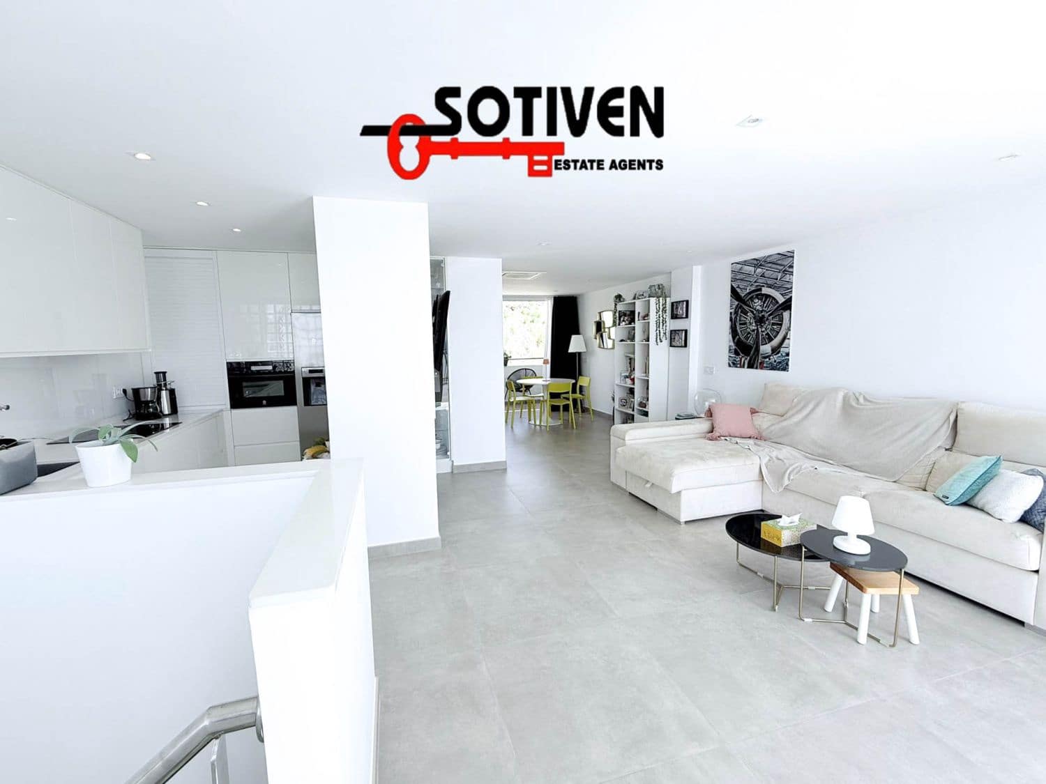 3 soveværelse Penthouse til salg i El Madronal med garage - € 599.000 (Ref: 9285675)
