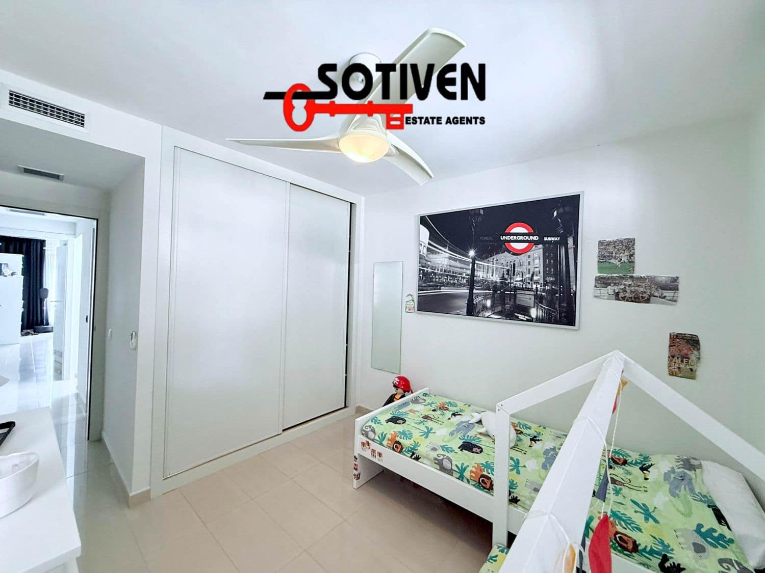 3 soveværelse Penthouse til salg i El Madronal med garage - € 599.000 (Ref: 9285675)