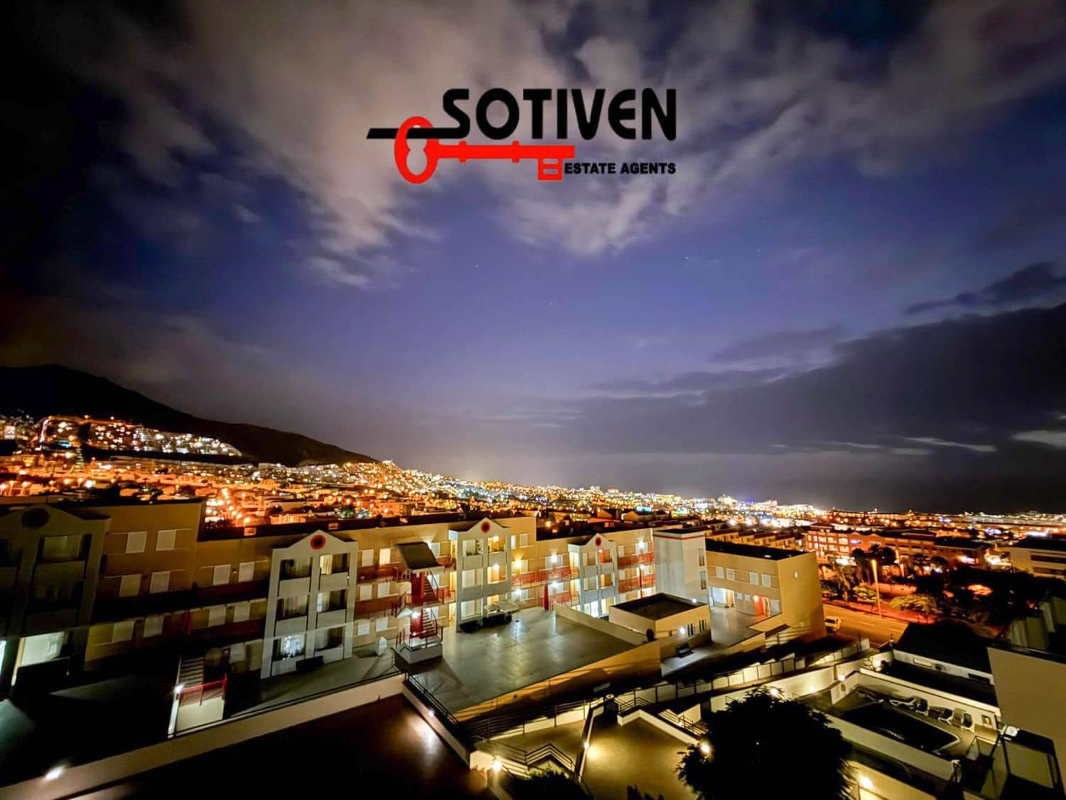 3 soveværelse Penthouse til salg i El Madronal med garage - € 599.000 (Ref: 9285675)