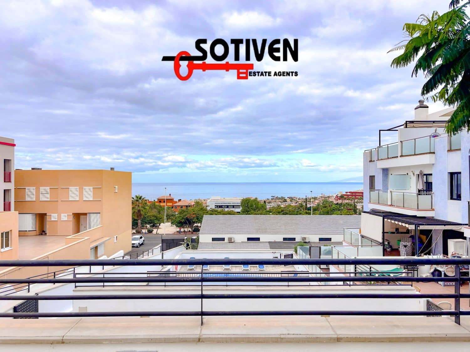 3 soveværelse Penthouse til salg i El Madronal med garage - € 599.000 (Ref: 9285675)