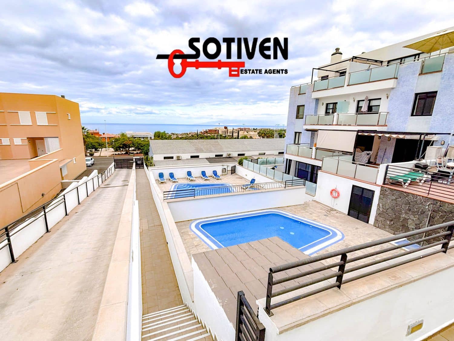 3 soveværelse Penthouse til salg i El Madronal med garage - € 599.000 (Ref: 9285675)