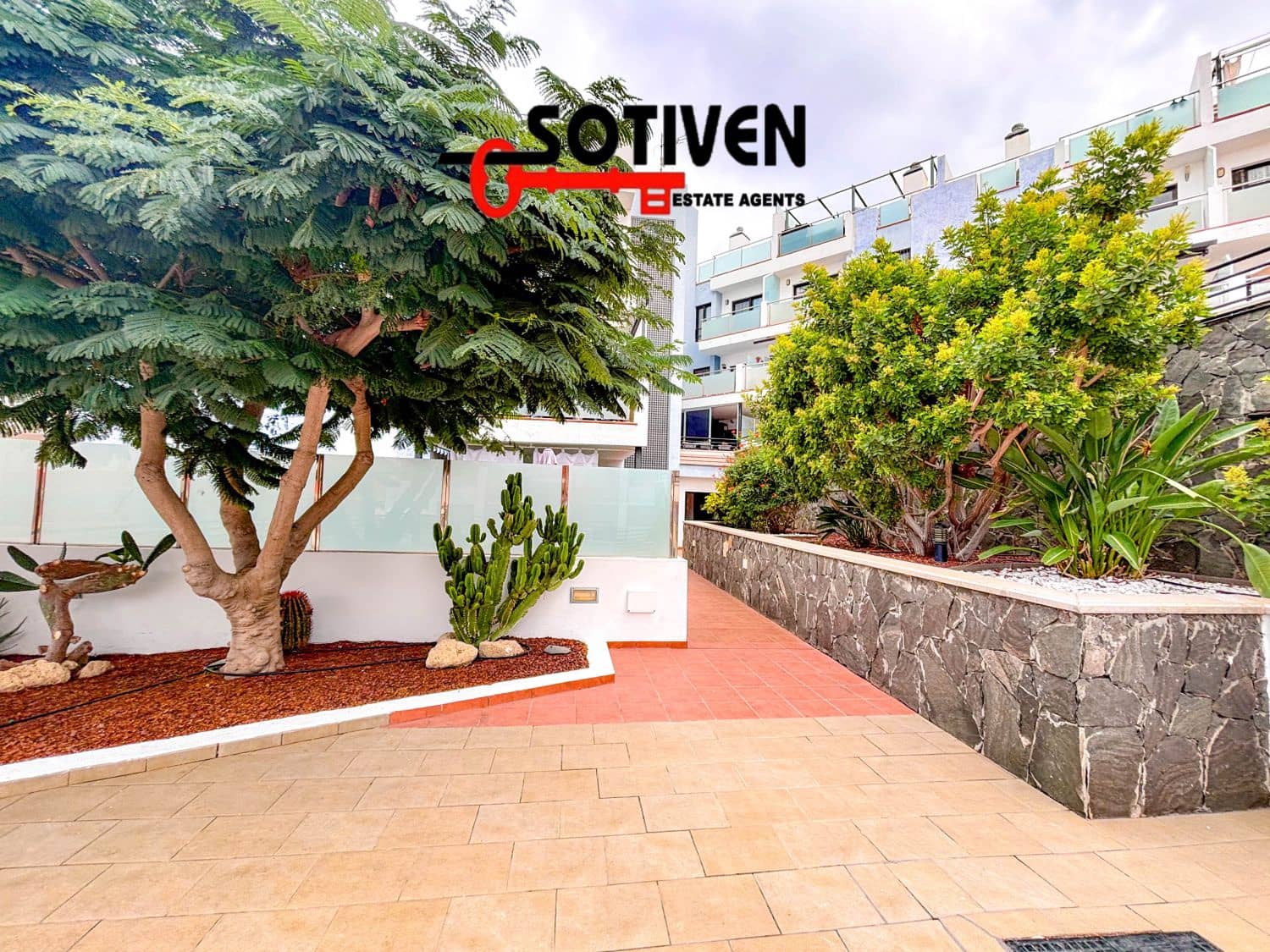 3 soveværelse Penthouse til salg i El Madronal med garage - € 599.000 (Ref: 9285675)