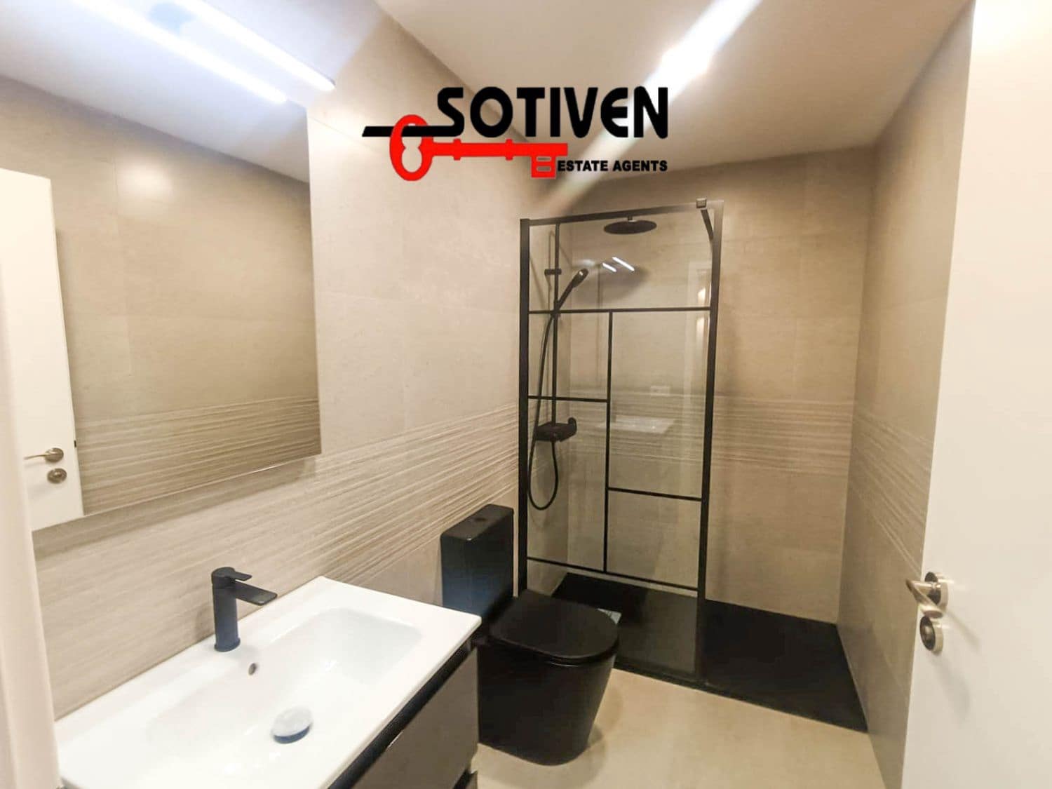 3 sovrum Radhus till salu i Playa San Juan med garage - 539 500 € (Ref: 9331006)