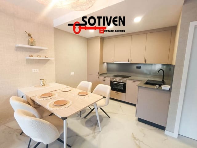 3 quarto Moradia em Banda para venda em Playa San Juan, Guía de Isora com garagem - 539 500 € (Ref: 9331006)