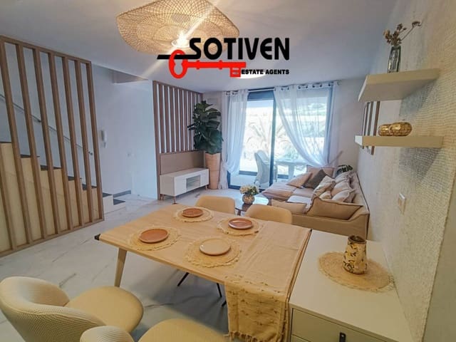 3 quarto Moradia em Banda para venda em Playa San Juan, Guía de Isora com garagem - 539 500 € (Ref: 9331006)