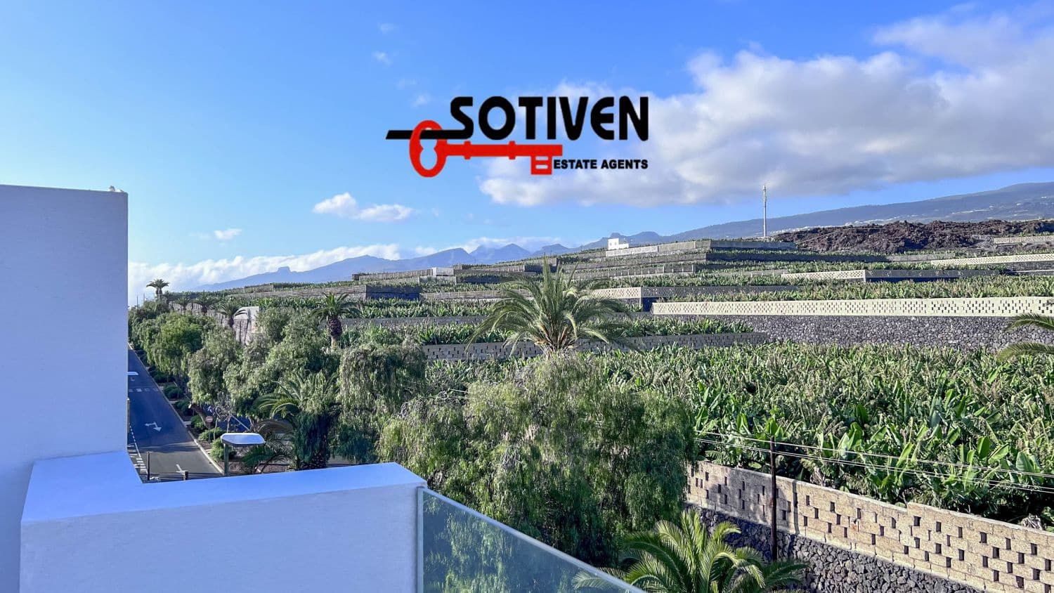 3 sovrum Radhus till salu i Playa San Juan med garage - 539 500 € (Ref: 9331006)