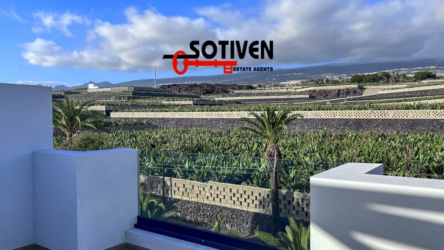 3 sovrum Radhus till salu i Playa San Juan med garage - 539 500 € (Ref: 9331006)