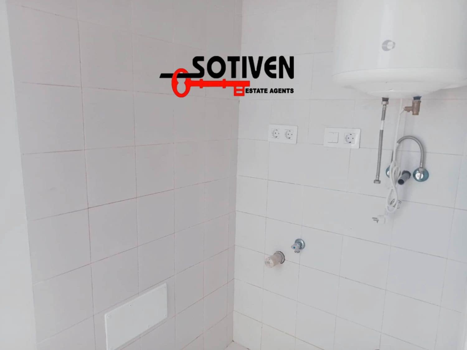 3 makuuhuone Rivitalo myytävänä paikassa Tijoco Bajo mukana 
autotalli - 330 000 € (Ref: 9338579)