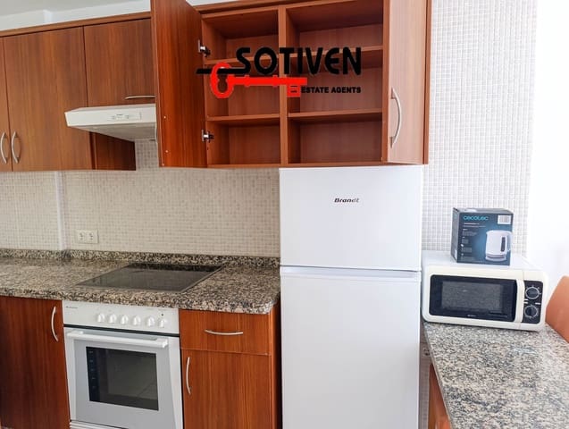 1 makuuhuone Huoneisto vuokrattavana paikassa Playa de la Arena, Santiago del Teide mukana 
autotalli - 1 000 € (Ref: 9338580)
