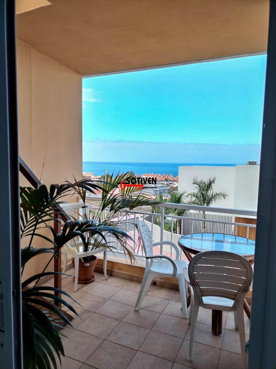 2 bedroom Apartment for rent in Adeje - € 1,300 (Ref: 9406307)