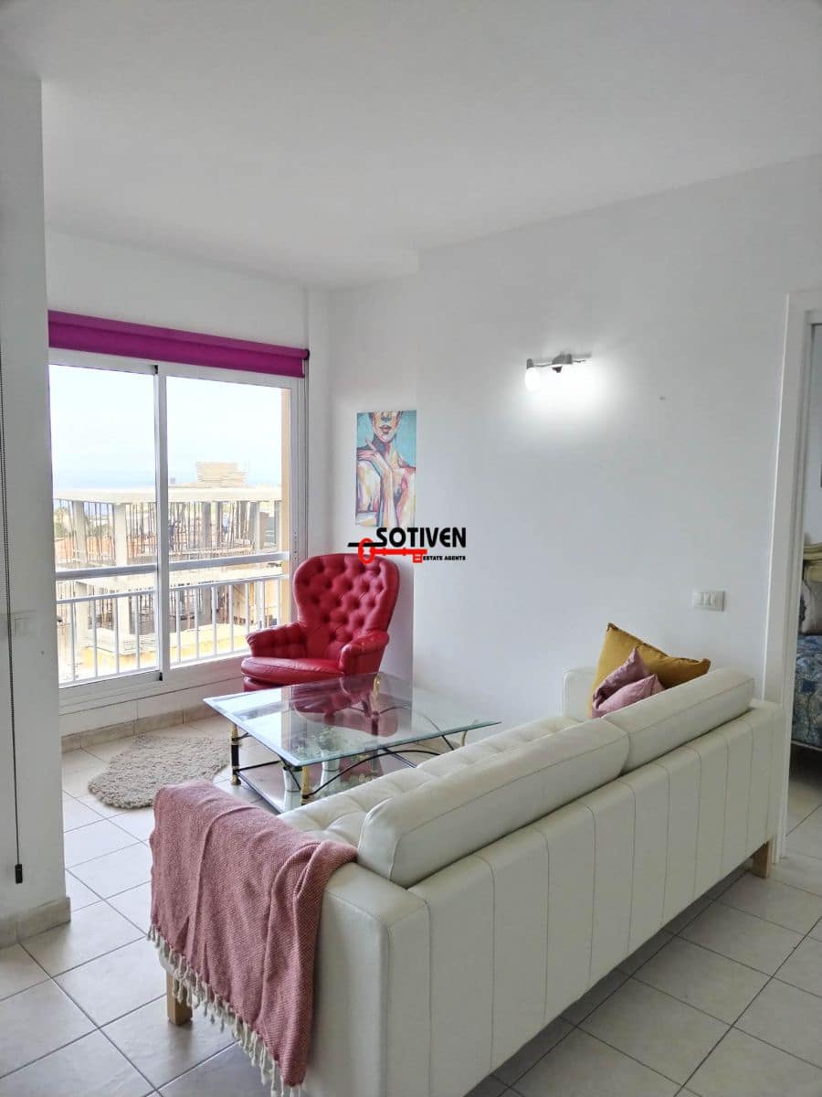 2 bedroom Apartment for rent in Adeje - € 1,300 (Ref: 9406307)