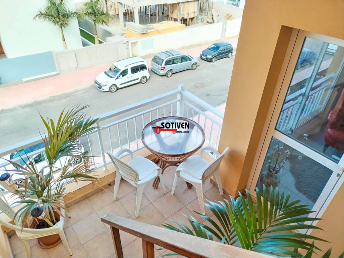 2 bedroom Apartment for rent in Adeje - € 1,300 (Ref: 9406307)