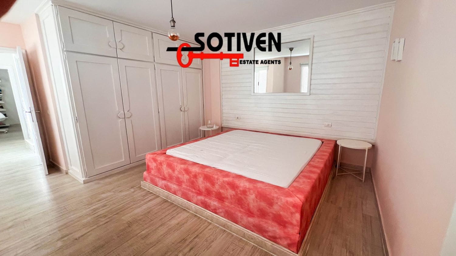 2 bedroom Terraced Villa for rent in Alcala - € 1,600 (Ref: 9406308)