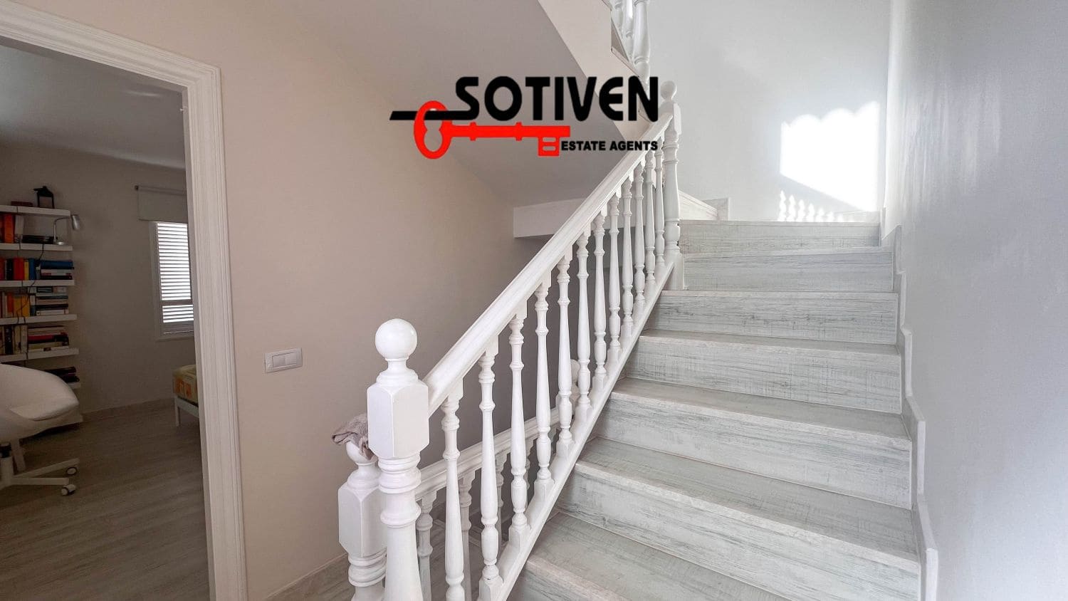 2 bedroom Terraced Villa for rent in Alcala - € 1,600 (Ref: 9406308)