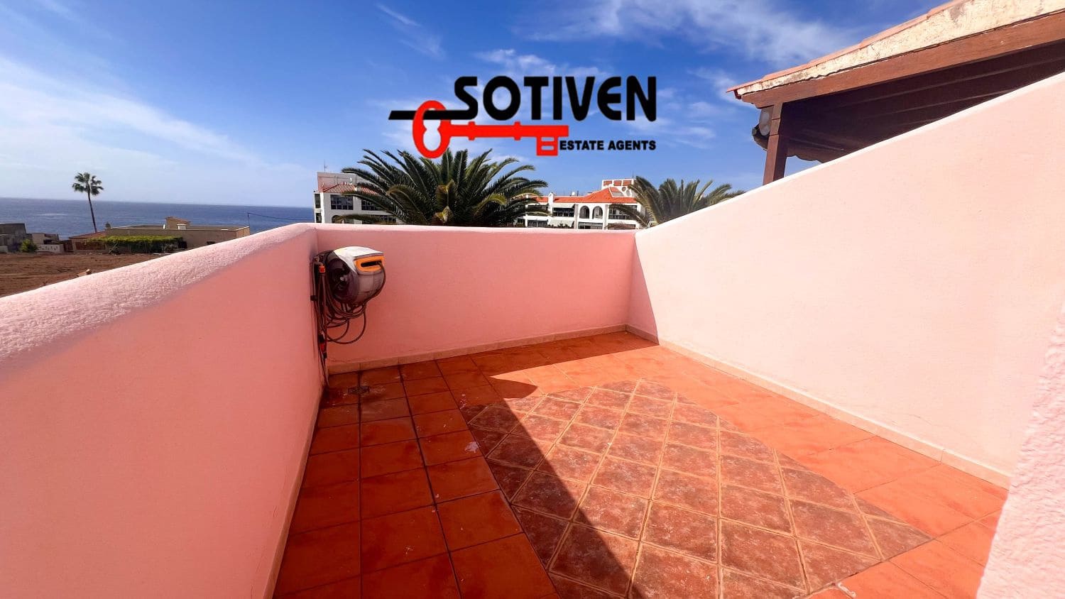 2 bedroom Terraced Villa for rent in Alcala - € 1,600 (Ref: 9406308)
