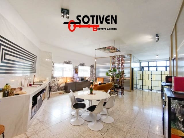 2 sovrum Hus till salu i Los Menores, Adeje med garage - 328 000 € (Ref: 9430758)