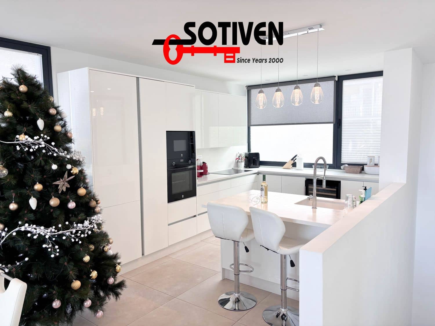 4 makuuhuone Huvila myytävänä paikassa Costa Adeje - 1 999 000 € (Ref: 9465334)