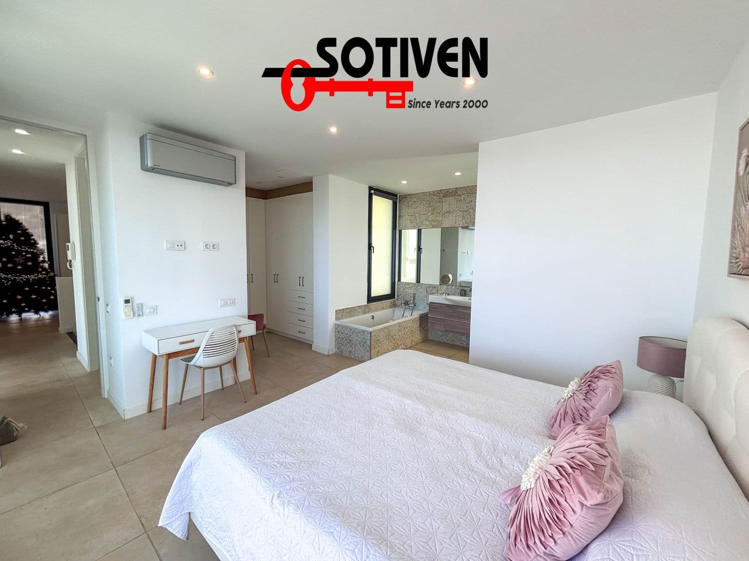 4 makuuhuone Huvila myytävänä paikassa Costa Adeje - 1 999 000 € (Ref: 9465334)